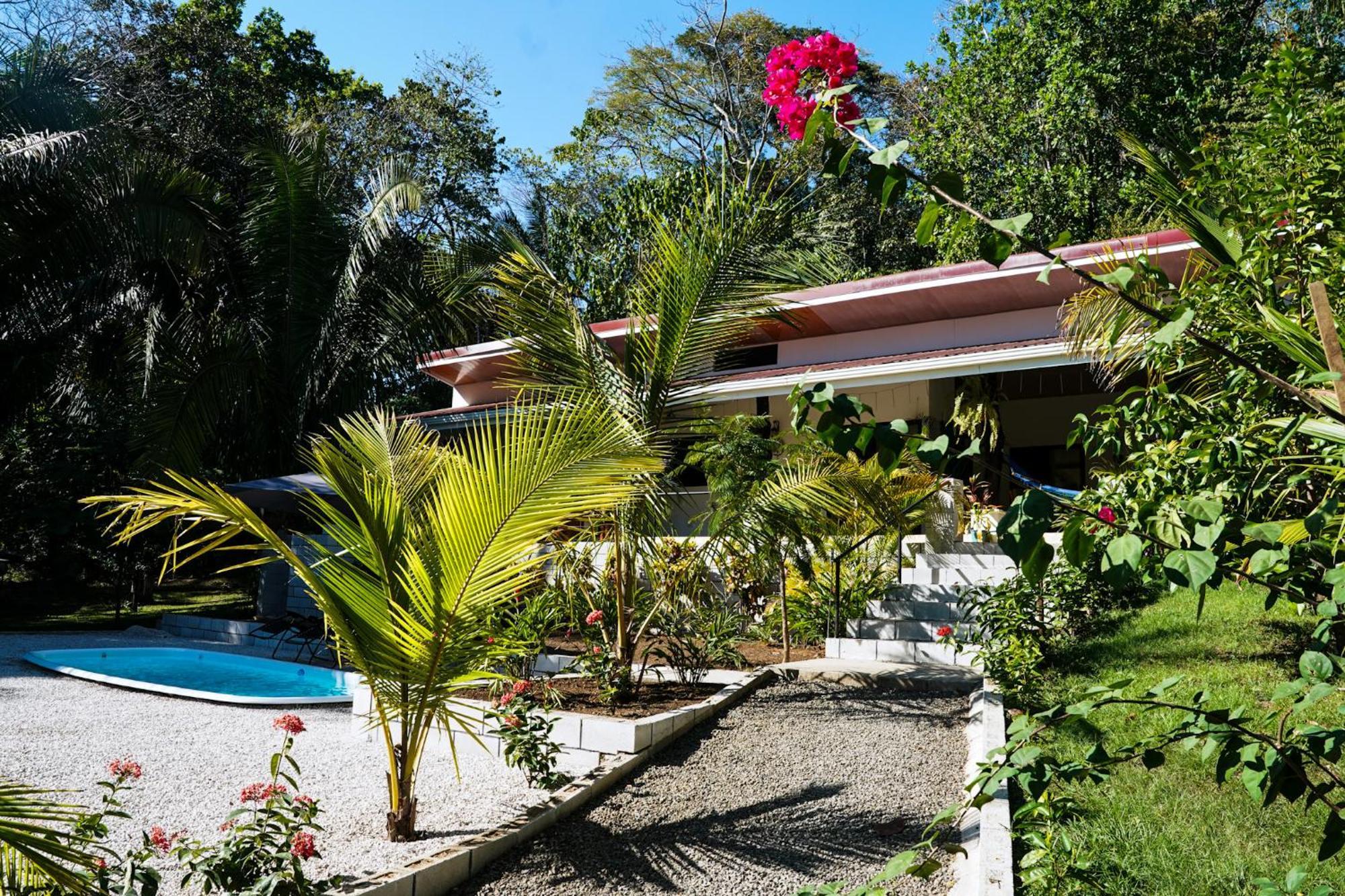 House In The Palm Forest Puerto Carrillo Buitenkant foto